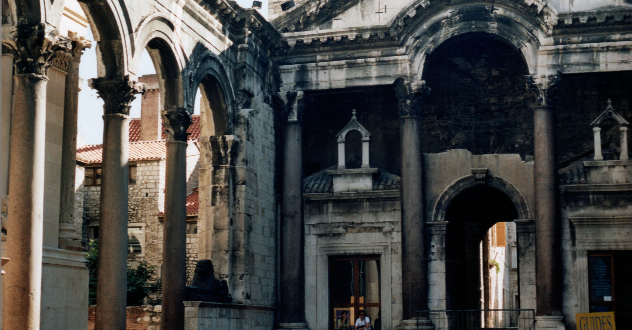 Palazzo Di DIocleziano