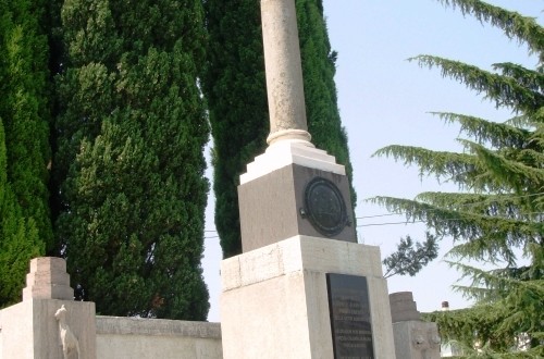 Monumento Ronchi DAnnunzio