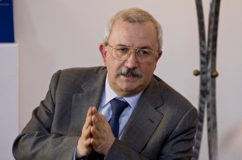 Lo Storico Giuseppe Parlato Presidente Della Fondazione Spirito De Felice